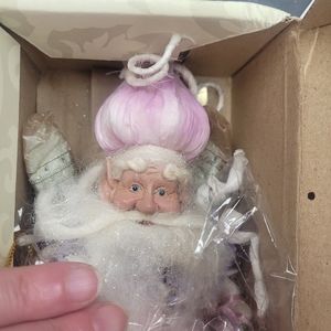 2 BRAND NEW Mark Roberts Garden Fairies. Tomato and garlic